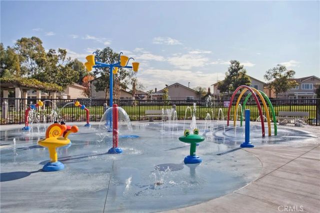 53 Woodleaf, Irvine, CA 92614