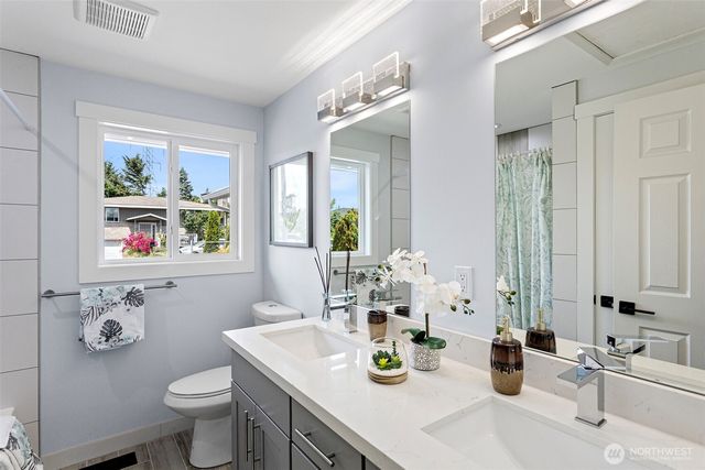 3533 S Austin Street, Seattle, WA 98118