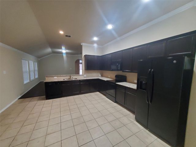 612 Kiowa Drive, Mckinney, TX 75071