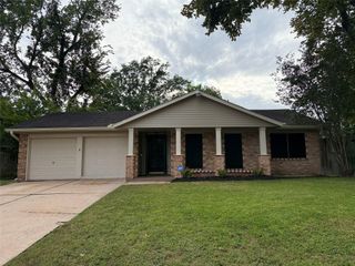 6734 Indian Lake Drive, Missouri City, TX 77489