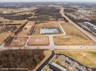 4255 Wilson Creek Marketplace Road, Battlefield, MO 65619