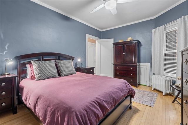 2929 N Pine Grove Avenue 1, Chicago, IL 60657