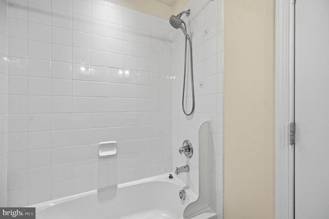 128 ALLIANCE CT, Winchester, VA 22602