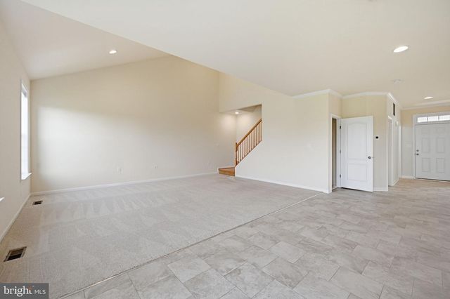128 ALLIANCE CT, Winchester, VA 22602