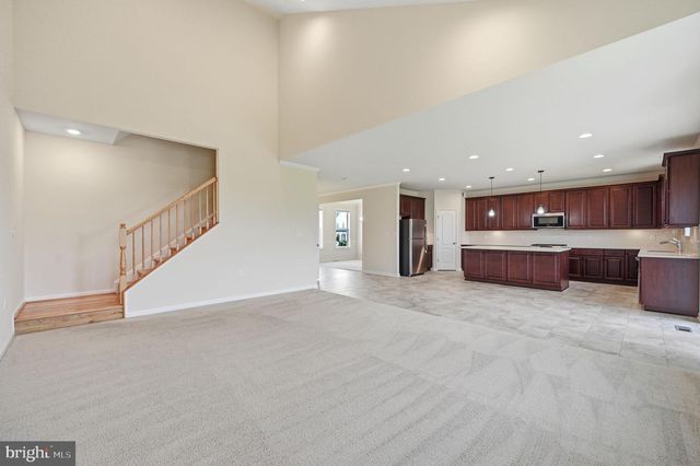 128 ALLIANCE CT, Winchester, VA 22602