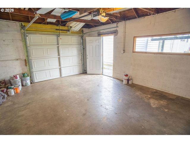 3914 Nw FRANKLIN St, Vancouver, WA 98660