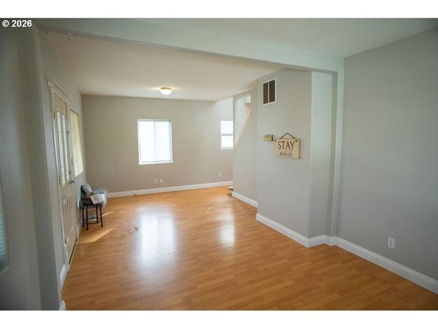 3914 Nw FRANKLIN St, Vancouver, WA 98660