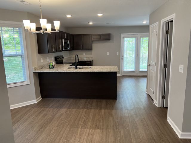 260 Woodland Valley Ln, Clarksville, TN 37040