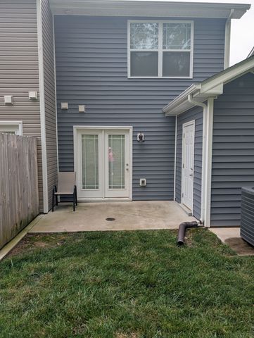 260 Woodland Valley Ln, Clarksville, TN 37040