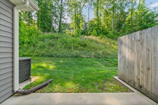 260 Woodland Valley Ln, Clarksville, TN 37040