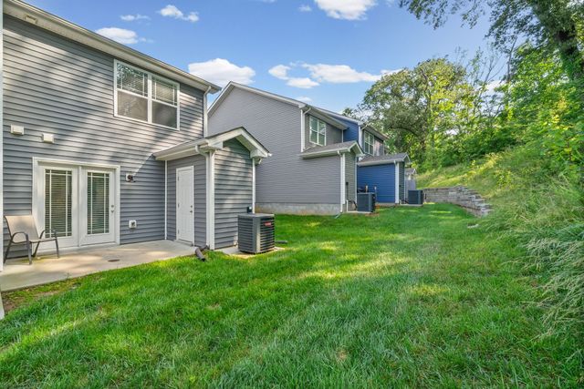 260 Woodland Valley Ln, Clarksville, TN 37040
