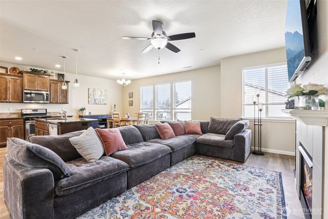 3305 NE 74th Street, Vancouver, WA 98665