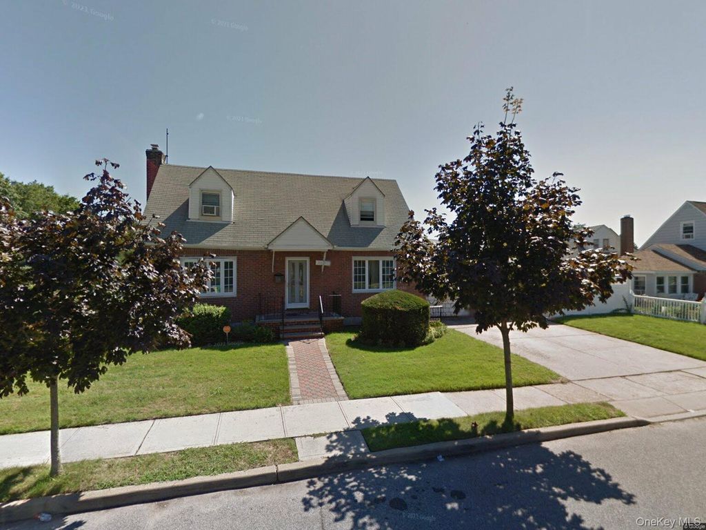 115-57 238th Street, Elmont, NY 11003 — exterior