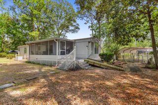 2 Sarah Lane, Fort Walton Beach, FL 32547