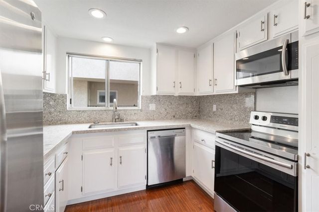 2391 Via Mariposa W 3E, Laguna Woods, CA 92637