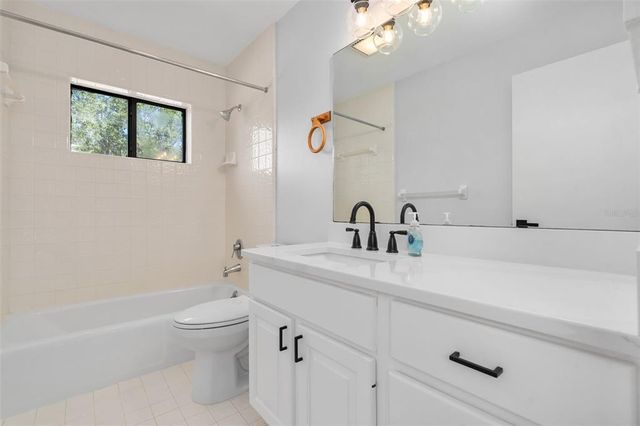 12406 NW 112TH AVENUE, Alachua, FL 32615