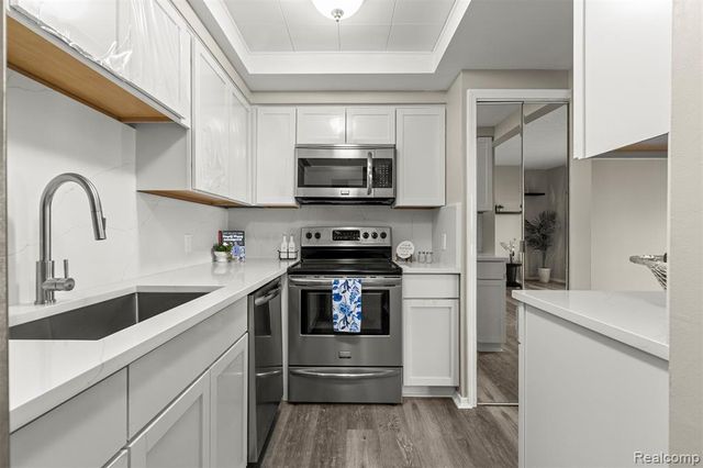 19767 Hayes Court, Northville, MI 48167