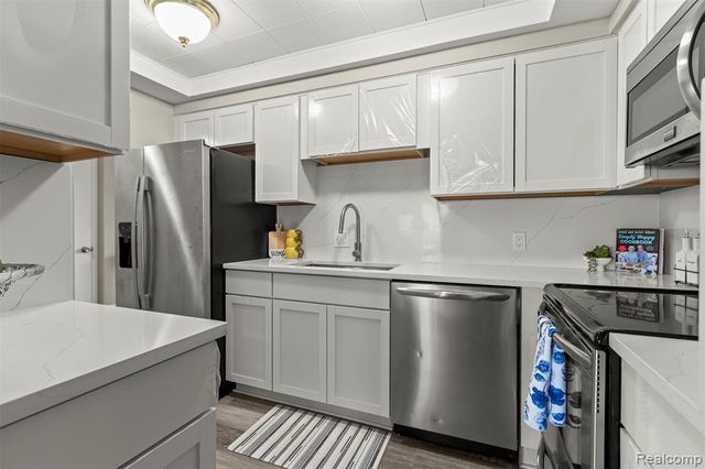 19767 Hayes Court, Northville, MI 48167