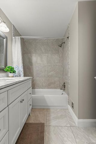 19767 Hayes Court, Northville, MI 48167