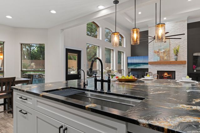 3123 SABLE CRK, San Antonio, TX 78259