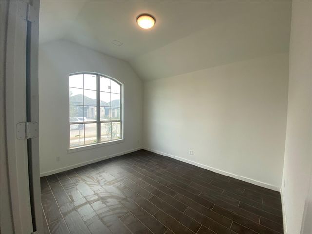 12343 Hackberry Drive, Mont Belvieu, TX 77523