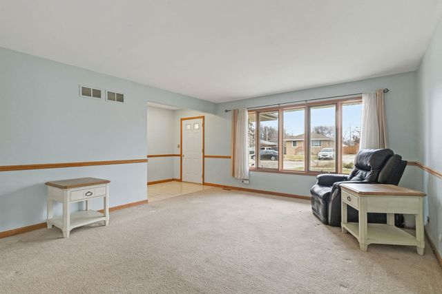 207 Hill Street, Willow Springs, IL 60480