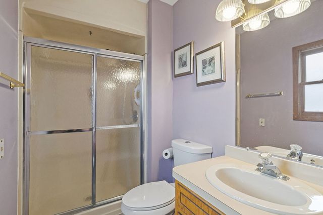 207 Hill Street, Willow Springs, IL 60480