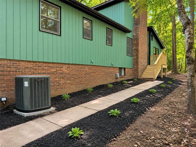 3614 Kingston Road, Winston-salem, NC 27106
