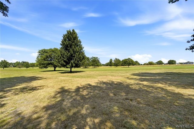 2850 Amsdell Road 42, Hamburg, NY 14075