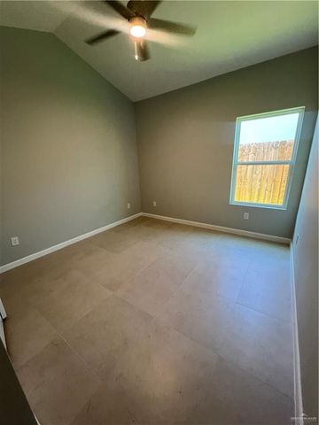 408 Sparrow Road 4, Weslaco, TX 78596