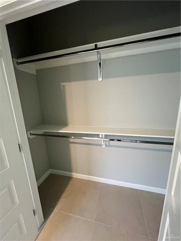 408 Sparrow Road 4, Weslaco, TX 78596