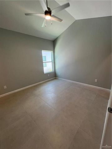 408 Sparrow Road 4, Weslaco, TX 78596
