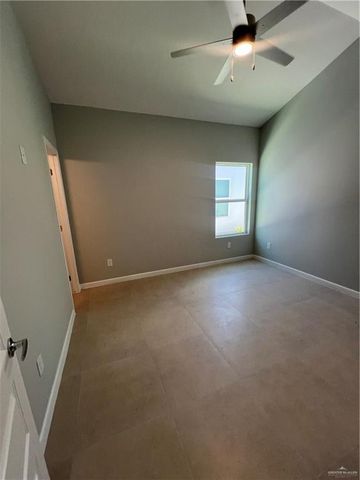 408 Sparrow Road 4, Weslaco, TX 78596