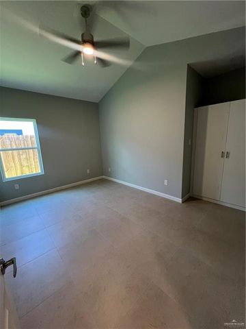 408 Sparrow Road 4, Weslaco, TX 78596