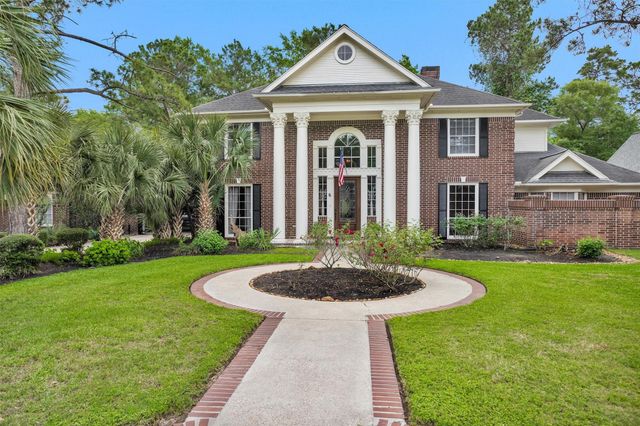 6 S Brokenfern Drive, The Woodlands, TX 77380
