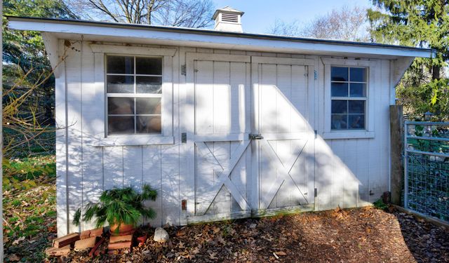 4274 Canyon Road, Granville, OH 43023