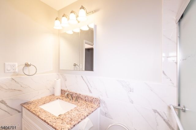 187 Evergreen 4B, Edison Twp., NJ 08837