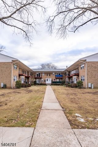 187 Evergreen 4B, Edison Twp., NJ 08837