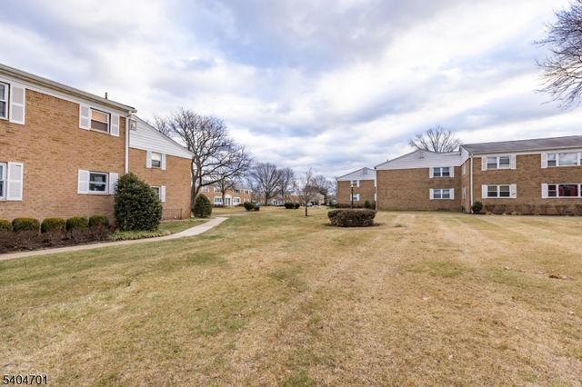 187 Evergreen 4B, Edison Twp., NJ 08837