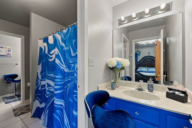 5121 Deblin Lane, Oak Lawn, IL 60453