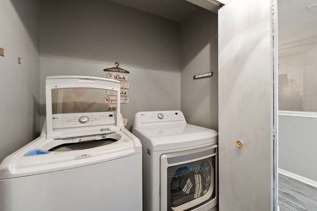 5121 Deblin Lane, Oak Lawn, IL 60453