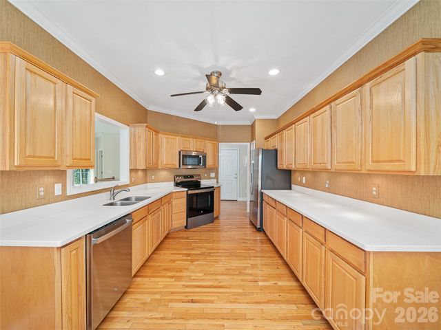 25 Ashefield Court, Hendersonville, NC 28791