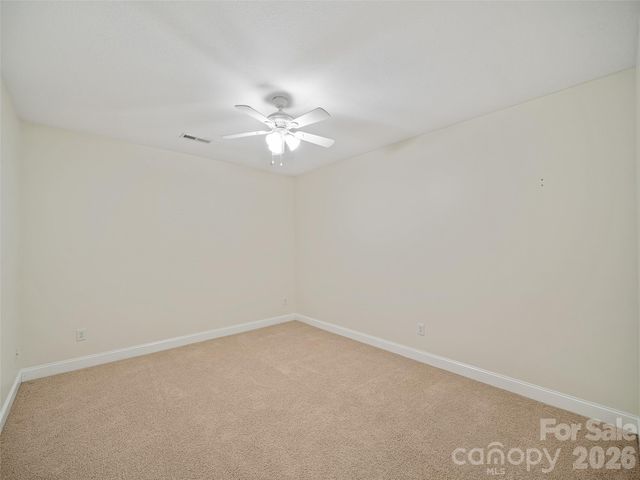 25 Ashefield Court, Hendersonville, NC 28791