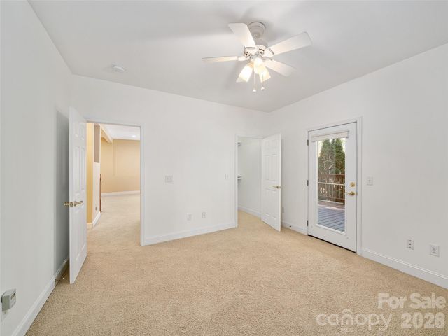 25 Ashefield Court, Hendersonville, NC 28791