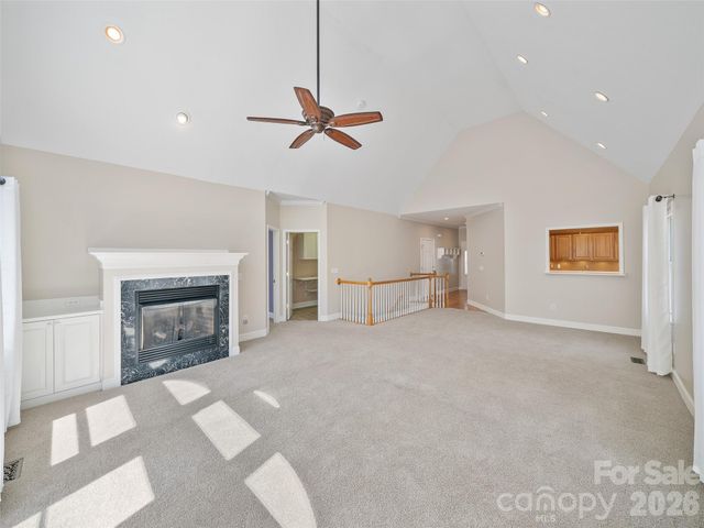 25 Ashefield Court, Hendersonville, NC 28791