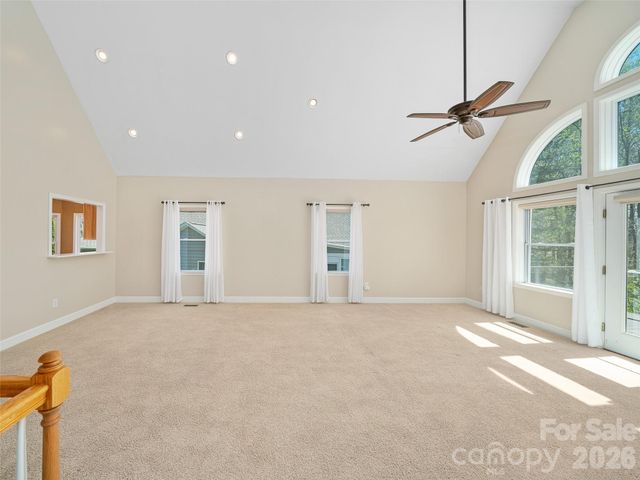 25 Ashefield Court, Hendersonville, NC 28791