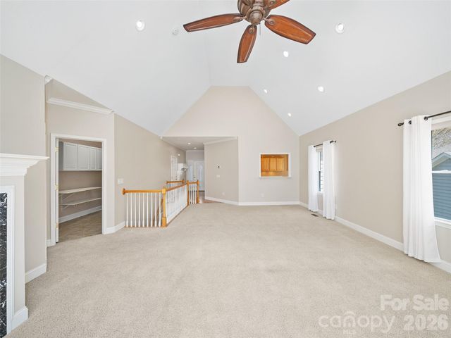 25 Ashefield Court, Hendersonville, NC 28791