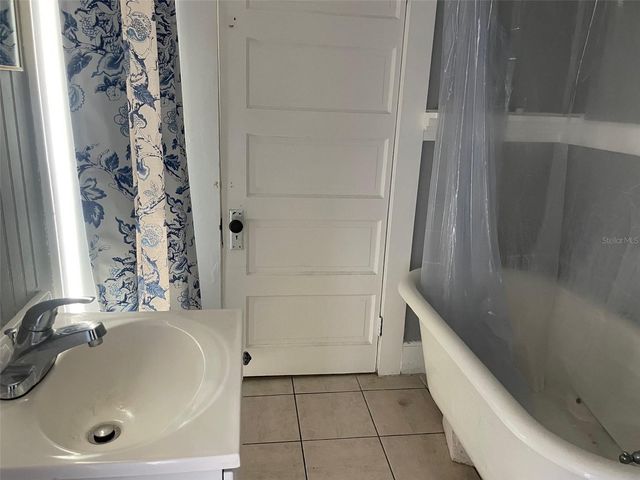 5419 9TH, Zephyrhills, FL 33542