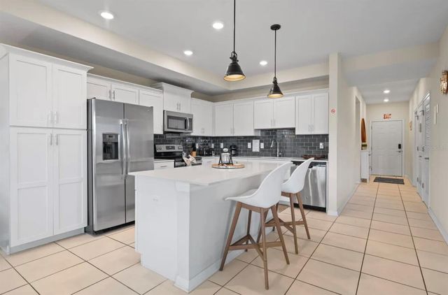4741 CLOCK TOWER DRIVE 203, Kissimmee, FL 34746