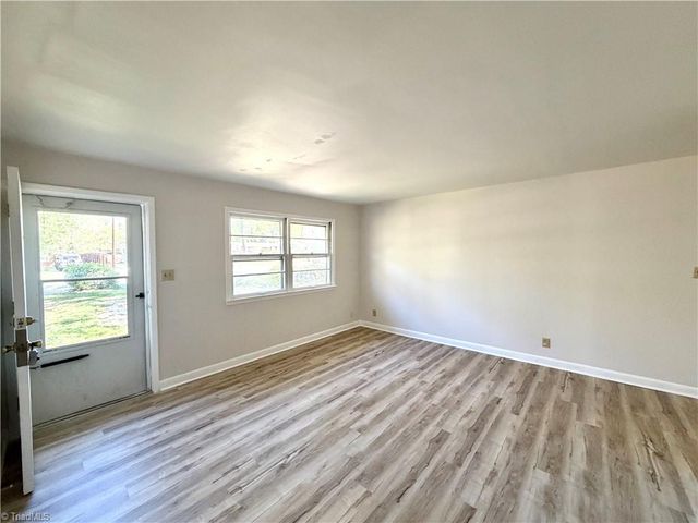 4224 Kildare Drive, Greensboro, NC 27405